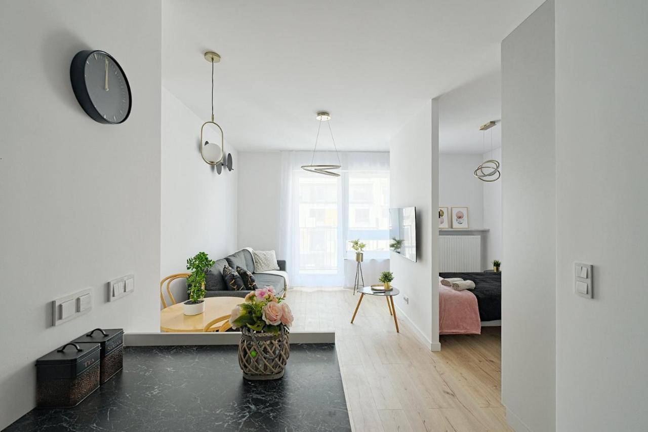 Optykow 3A Cozy Studio Promenada Apartment วอร์ซอ ภายนอก รูปภาพ