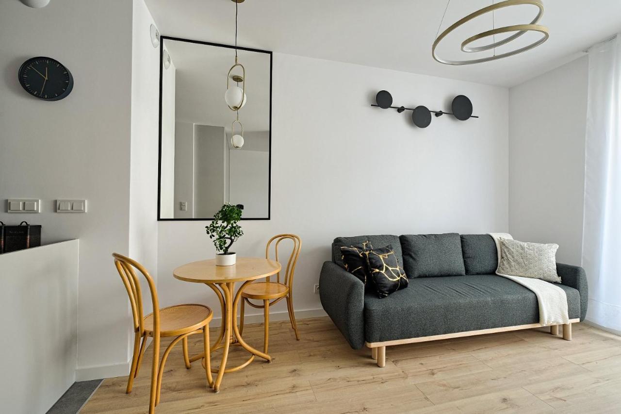 Optykow 3A Cozy Studio Promenada Apartment วอร์ซอ ภายนอก รูปภาพ