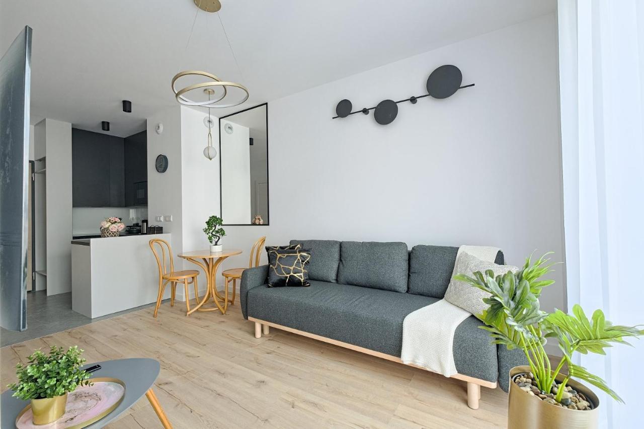 Optykow 3A Cozy Studio Promenada Apartment วอร์ซอ ภายนอก รูปภาพ