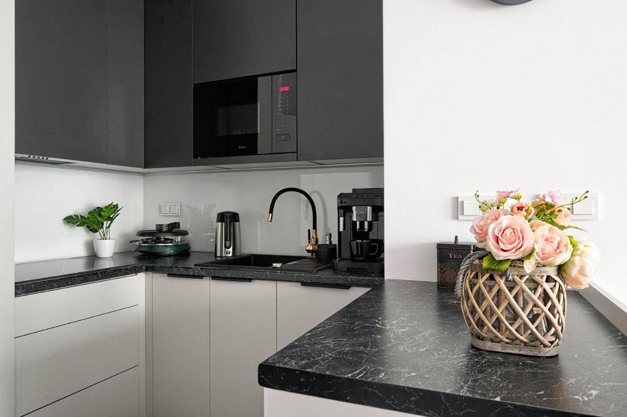 Optykow 3A Cozy Studio Promenada Apartment วอร์ซอ ภายนอก รูปภาพ