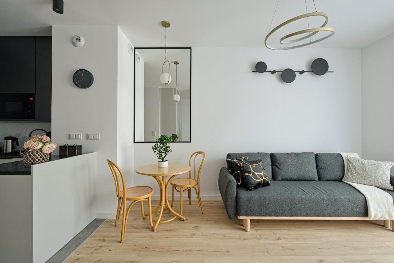 Optykow 3A Cozy Studio Promenada Apartment วอร์ซอ ภายนอก รูปภาพ